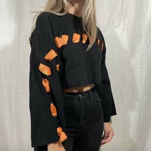 NWT LF BSBW‎ Ribbon Black Oversized Cropped Sweater